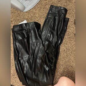 NEW Abercrombie skinny high-rise, vegan leather pants